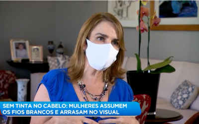Com salões fechados, mulheres assumem os cabelos brancos